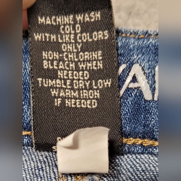 Lane Bryant Capri Distressed Patched Jeans Size 18 - Picture 4 of 8